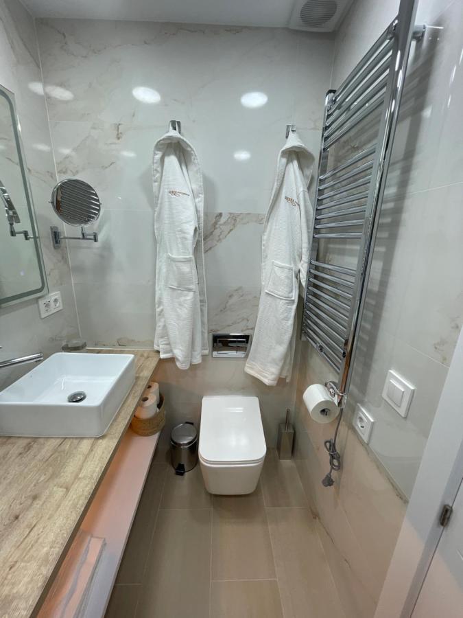 Suara Apartamentos 3 มาดริด ภายนอก รูปภาพ